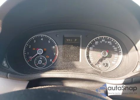 2015 Volkswagen Passat 1.8T Wolfsburg Edition z USA, uszkodzony, nr VIN 1VWAT7A33FC018221